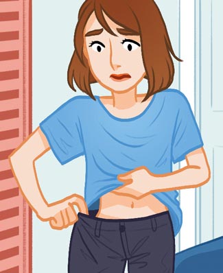 Charlotte se regarde dans la glace