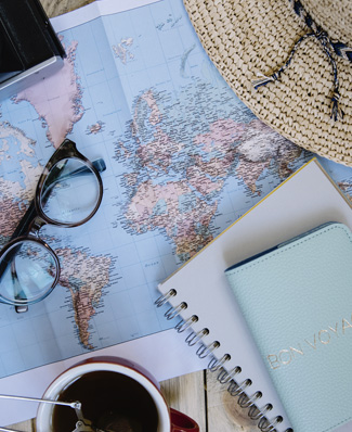 Le voyage de Marine Barnerias, Seper Hero